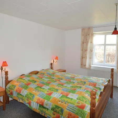 Three-bedroom In Σπίτι διακοπών *